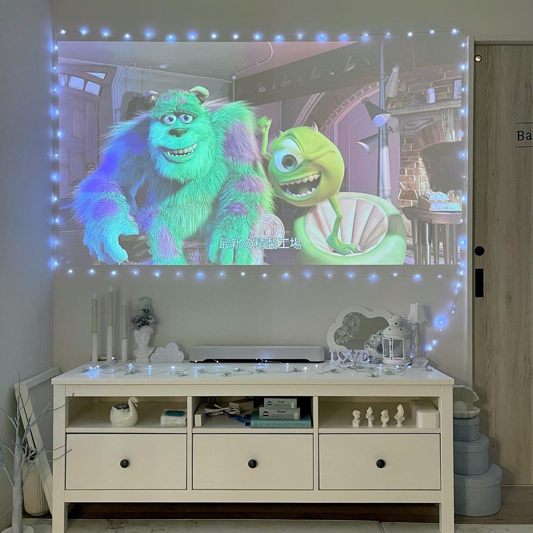 How Smart Projectors Enhance Your Favorite HBO Max Movies